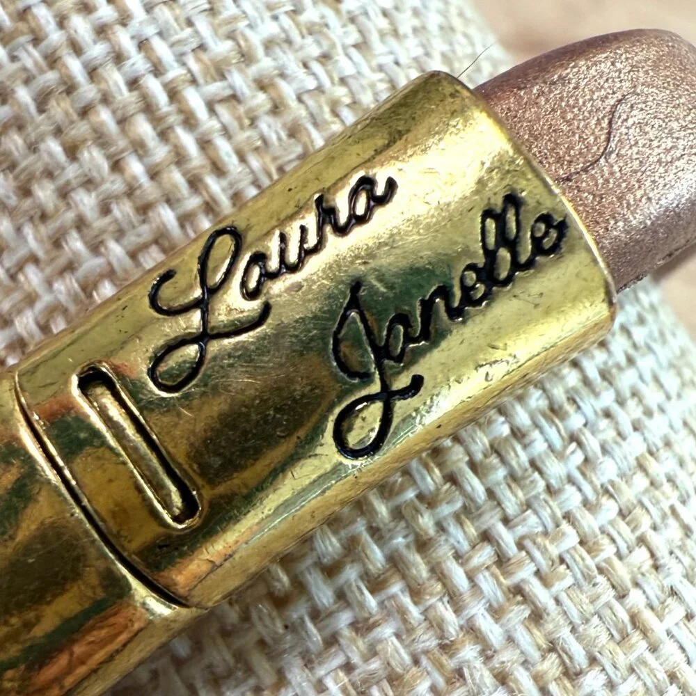 Laura Janelle Brown Leather Bracelet W/ Green Gemstone & Rhinestone Accents Gold - Picture 3 of 11